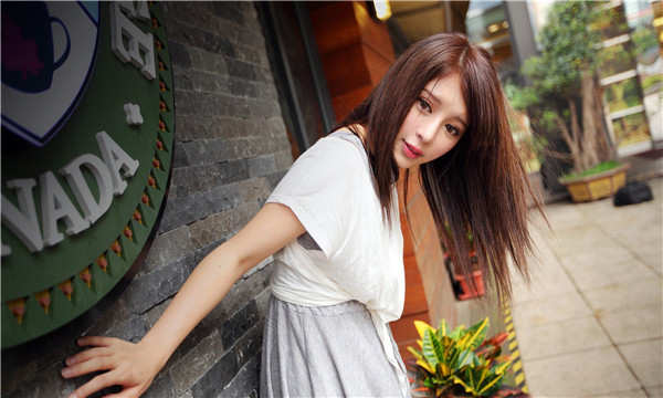 兴和想找一个女性生孩子给报酬-｛找个女人生孩子多少钱｝